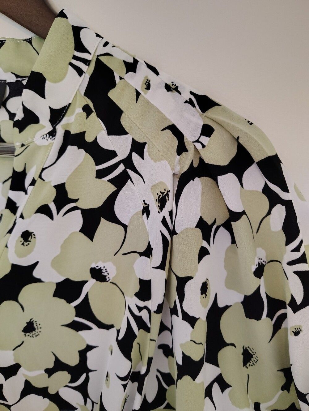 NWOT Garcia V-Neck Tie-Waist Midi Dress Cottagecore Prairiecore - Picture 4 of 6